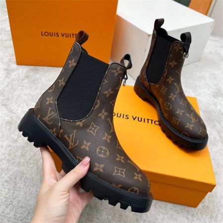 High quality boots size:5-12 with box free shipping LOV #29684 - Image 2