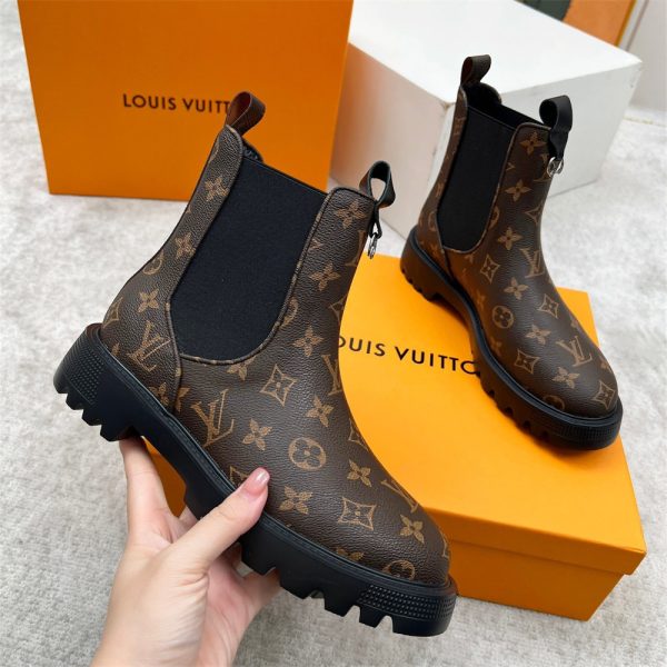 High quality boots size:5-12 with box free shipping LOV #29684