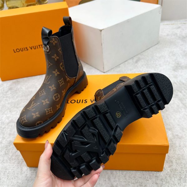 High quality boots size:5-12 with box free shipping LOV #29684