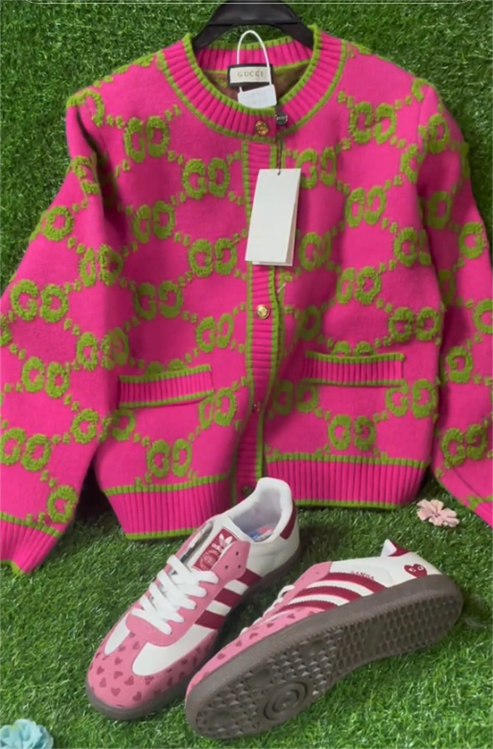 High quality sport shoes & Cardigan set free shipping GUI #29925 - Image 1