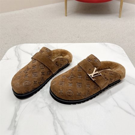High quality couple fuzzy slipper size:5-11 with box LOV #30003,Top Quality Shoes - Image 3