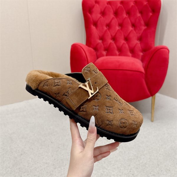 High quality couple fuzzy slipper size:5-11 with box LOV #30003,Top Quality Shoes