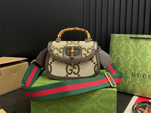 1set handbag & T-shirt free shipping GUI #30005