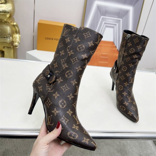 High quality boots size:5-11 with box free shipping LOV #30053