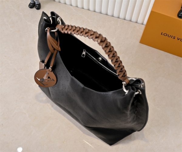 Top quality leather handbag size:35*40*17cm LOV #30056