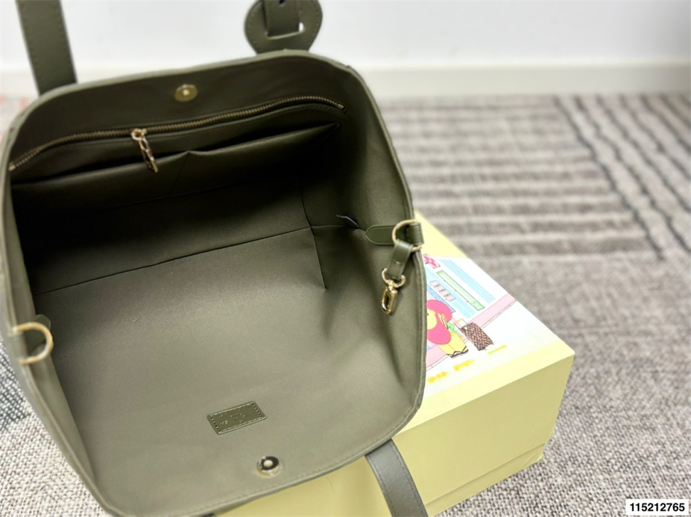 High quality Tote bag size:28*23cm LOV #30057 - Image 3