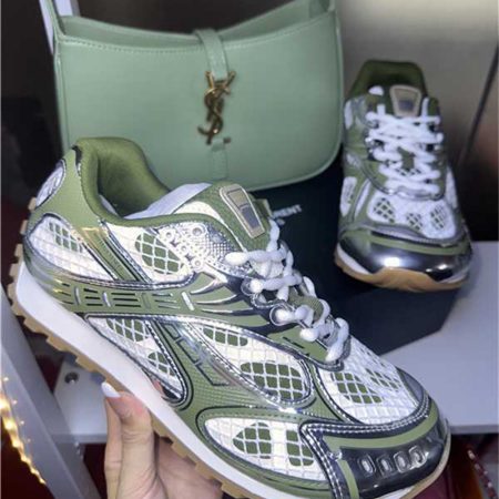 1 set fashion sneaker & shoulder bag free shipping BV #30065