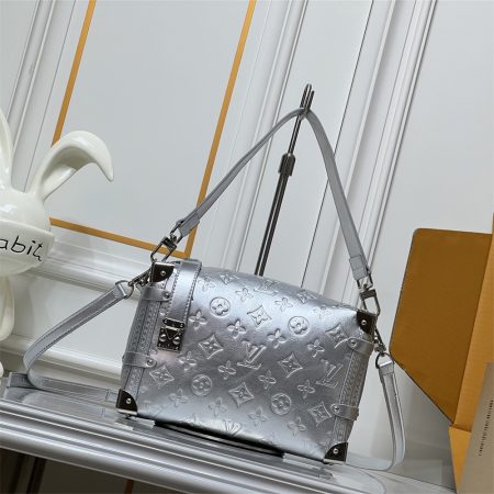 Top quality leather shoulder bag size:23.5*16*8.5cm LOV #30090