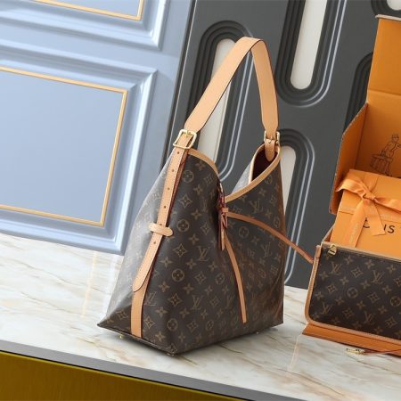 Top quality leather shoulder bag size:39*30*15cm LOV #30095 - Image 2