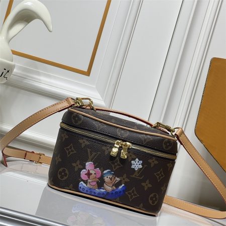 Top quality leather makeup bag size:18*9*27cm LOV #30096