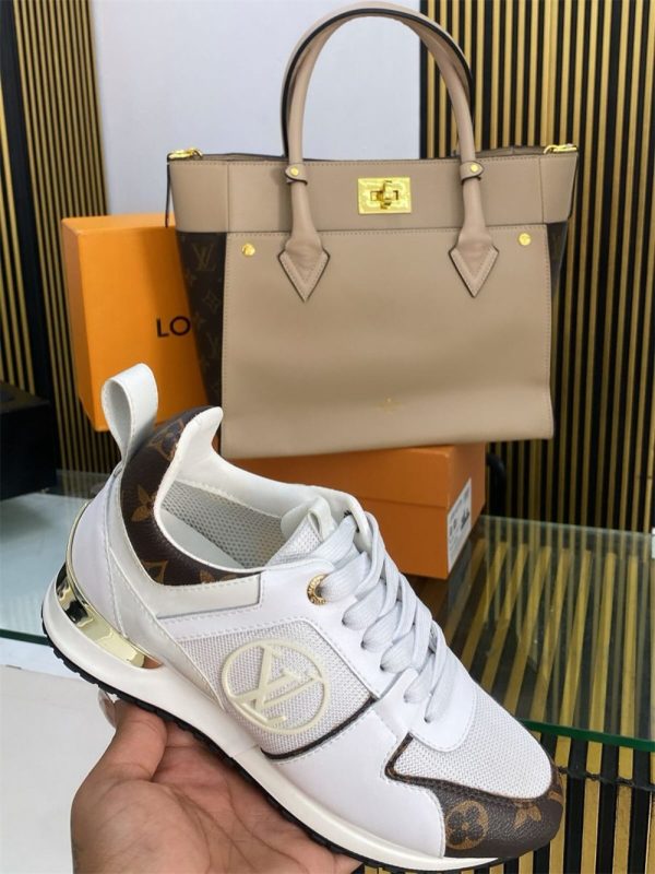 1 set fashion sneaker &Tote bag free shipping LOV #30100