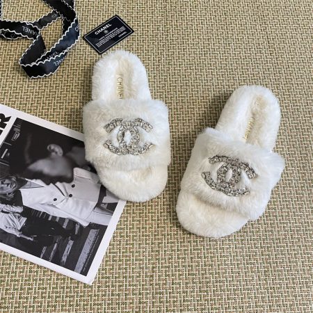 High quality fuzzy slipper size:5-10 CHL #30119 - Image 4