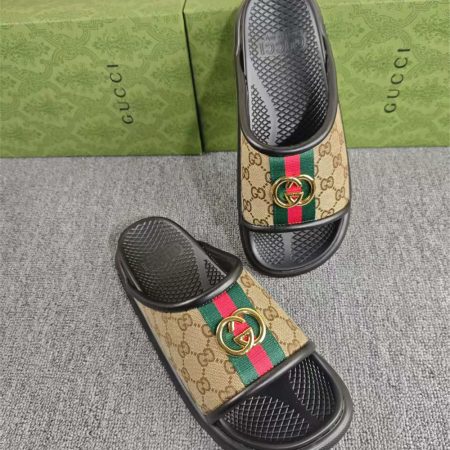 High quality slipper size:5-11 with box GUI #30141 - Image 2