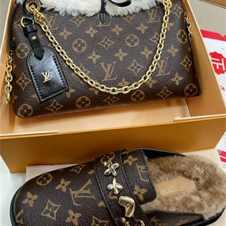 High quality slipper & shoulder bag free shipping LOV #30157