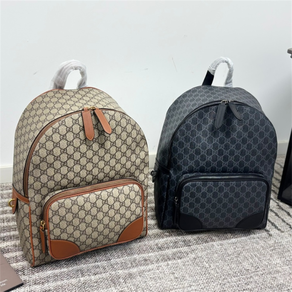 High quality backpack size:32*40cm GUI #30161