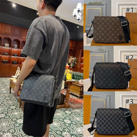 High quality messenger bag size:25*21cm LOV #30176