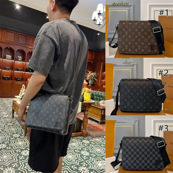 High quality messenger bag size:25*21cm LOV #30176