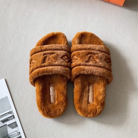 1 pair fuzzy slipper size:5-13 with box LOV #30187 - Image 2