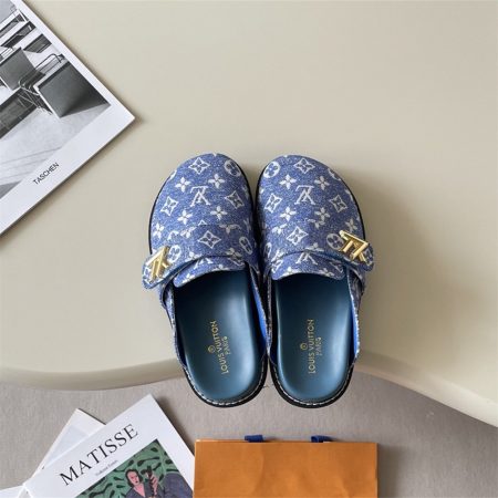 1 pair couple slipper size:5-11 with box LOV #30189 - Image 2
