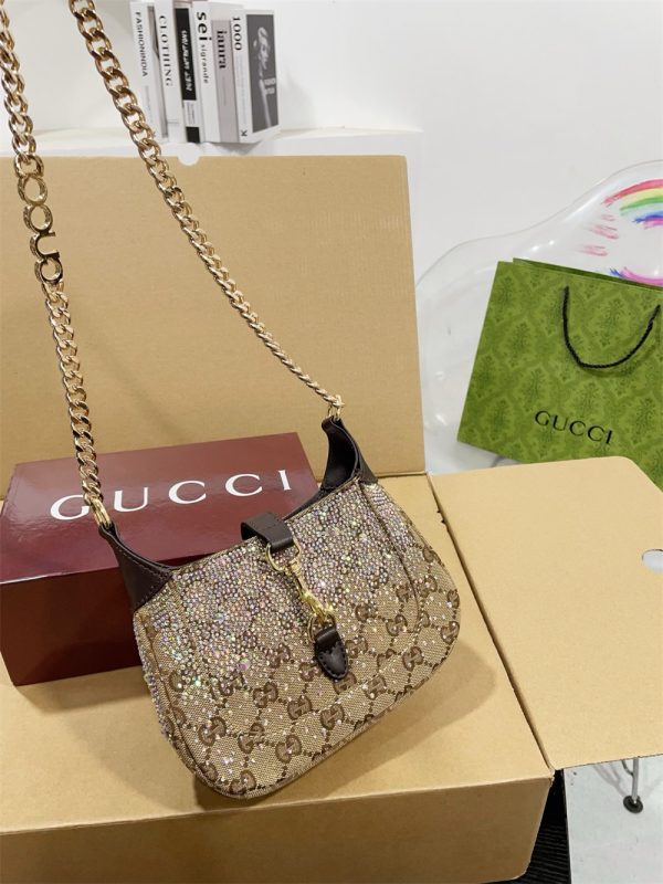 High quality shoulder bag size:19*13cm LOV #30192