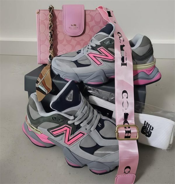 1 set sport shoes & shoulder bag free shipping COH #30199
