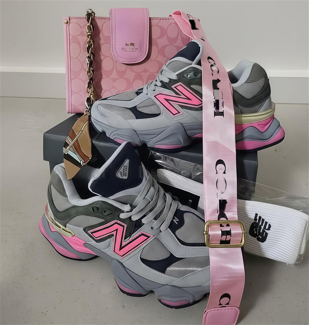 1 set sport shoes & shoulder bag free shipping COH #30199 - Image 1