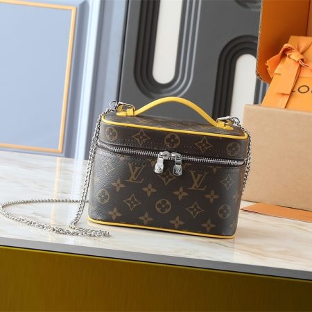 Top quality leather makeup bag size:20*13.5*12cm LOV #30224 - Image 2