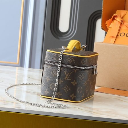 Top quality leather makeup bag size:20*13.5*12cm LOV #30224 - Image 3