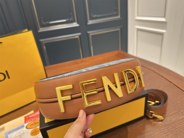 High quality shoulder bag size:27*15cm FEI #30250