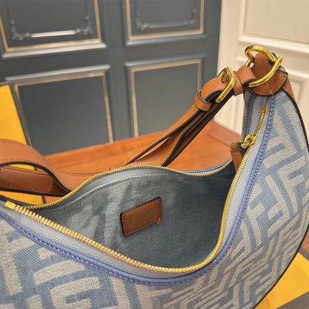 High quality shoulder bag size:27*15cm FEI #30250 - Image 4