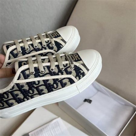 High quality sneaker with box size:5-10 free shipping DIR #30255 - Image 3
