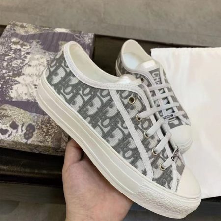 High quality sneaker with box size:5-10 free shipping DIR #30255 - Image 4