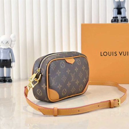 Top quality leather camera bag size:20*13*6.5cm LOV #30259 - Image 2