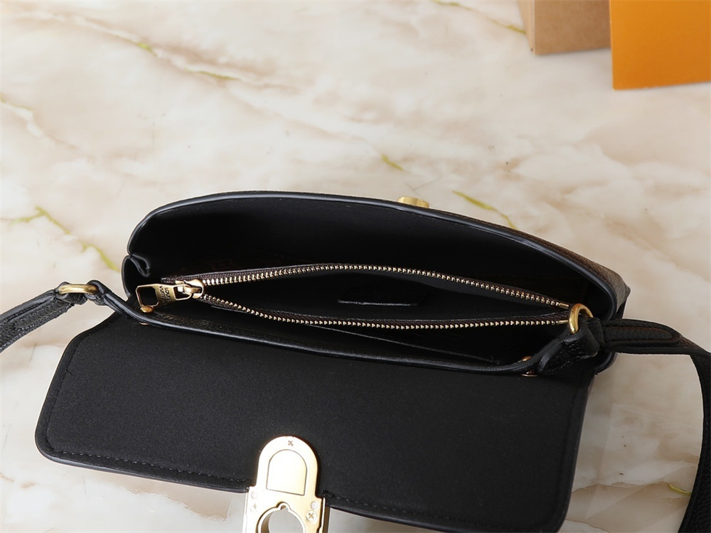 Top quality leather shoulder bag size:22*13*3.5cm LOV #30301 - Image 2