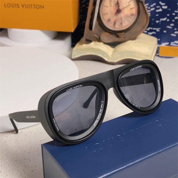 High quality sunglass with box LOV #30305