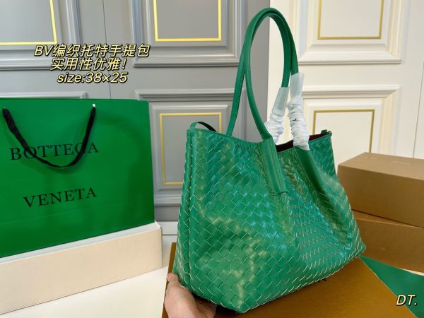 High quality Tote bag size:38*25cm BV #30316