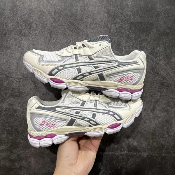 1 pair sport shoes size:5.5-11 with box free shipping ASIC #30345