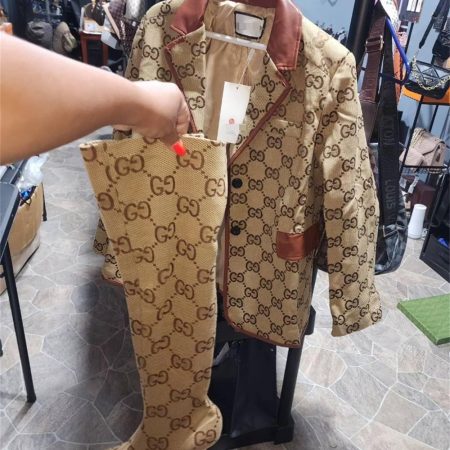 High quality boots & coat free shipping GUI #30354