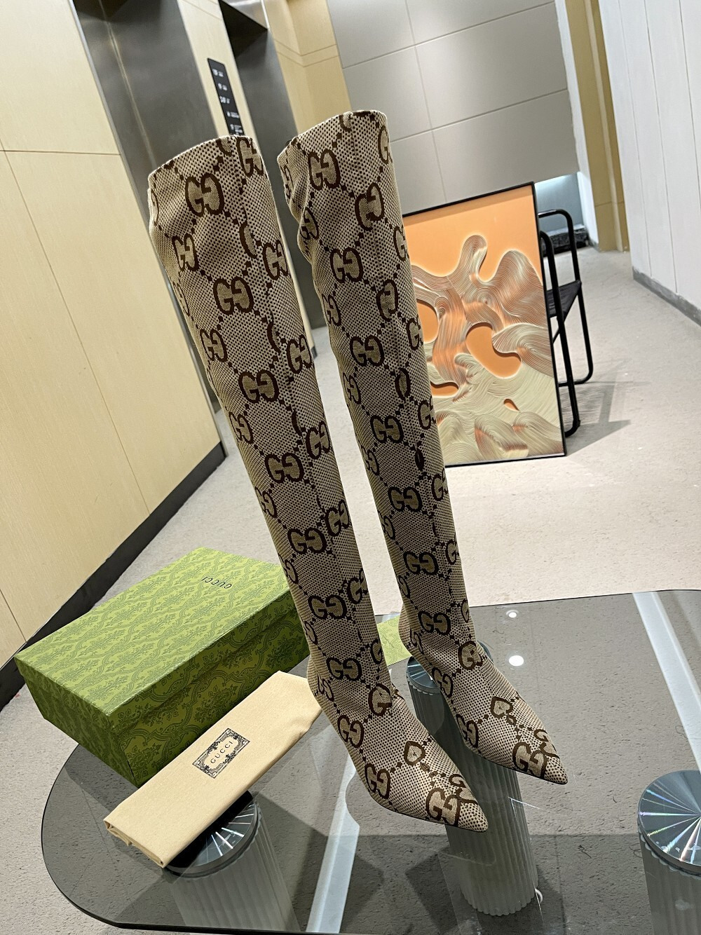 High quality boots & coat free shipping GUI #30354 - Image 3