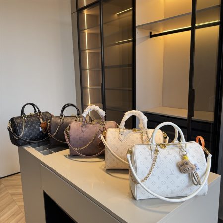 High qulaity handbag speedy size:30*21cm LOV #30355 - Image 2