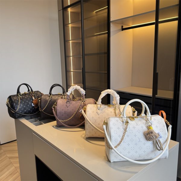 High qulaity handbag speedy size:30*21cm LOV #30355 - Image 2