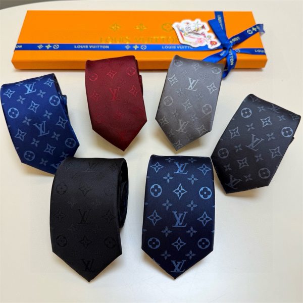 High qualit fashion tie with box LOV #30367
