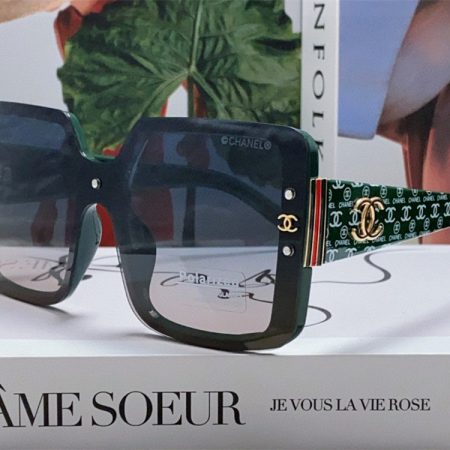 High quality sunglass with box CHL #30373 - Image 3