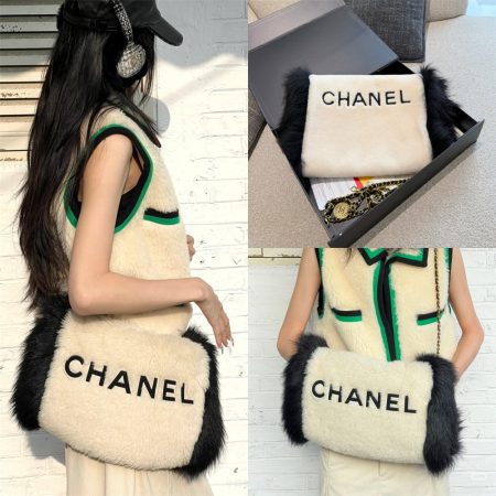 High quality fuzzy shoulder bag CHL #30394