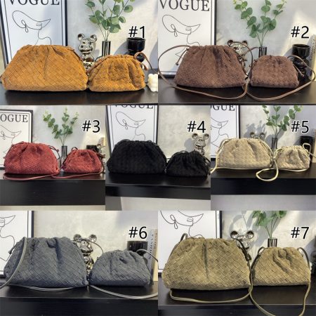 Top quality leather shoulder bag size:22cm/32cm BV #30412
