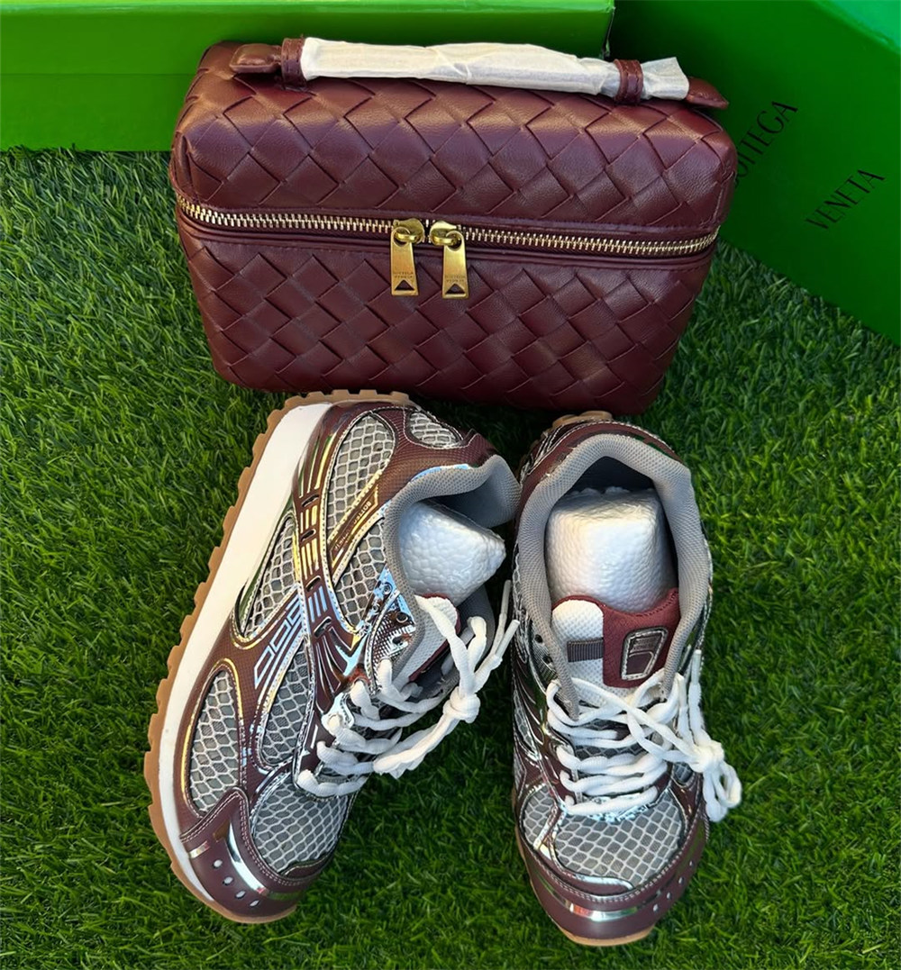 High quality sneaker & makeup bag free shipping BV #30414 - Image 1