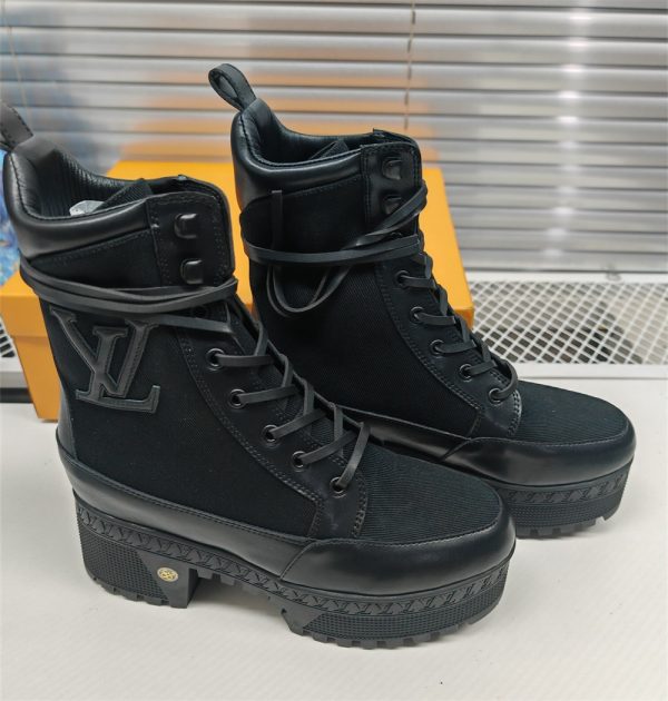 High quality boots size:5-11 with box free shipping LOV #30425