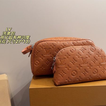 High quality toiletry bag size:27*13cm LOV #30432 - Image 2