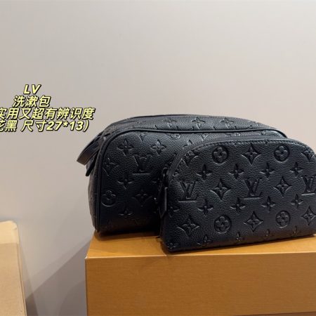 High quality toiletry bag size:27*13cm LOV #30432 - Image 4