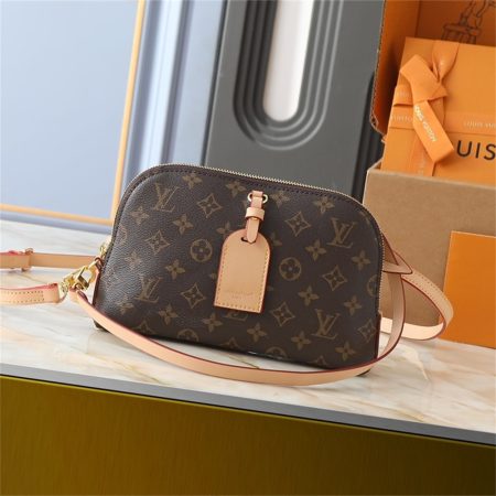 Top quality leather shoulder bag size:24.5*17*4.5cm LOV #30467